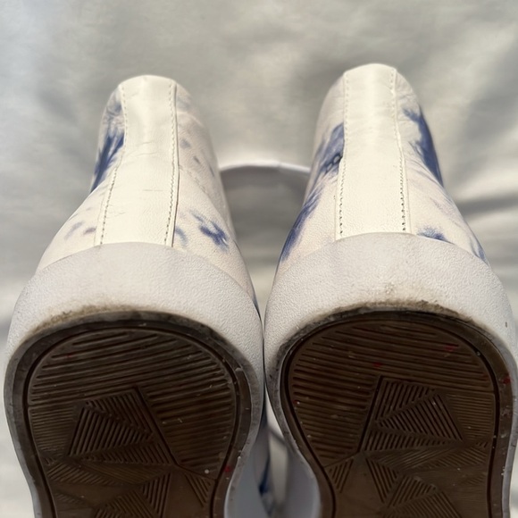 OTBT Hologram White/Blue Tie Dye Leather High-Top Sneakers - Picture 8 of 11